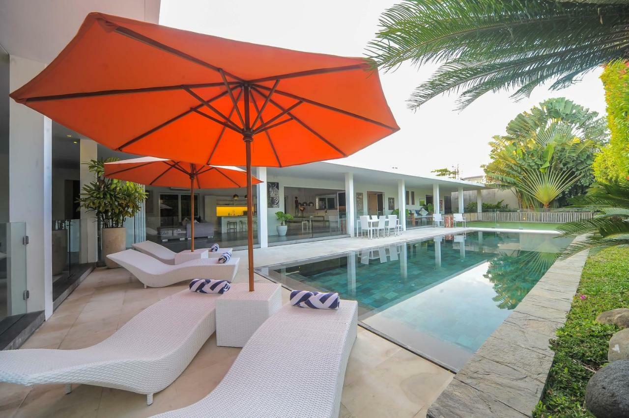 Casa Priya Petitenget Seminyak Exterior foto
